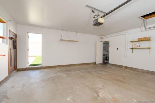 4659 Berwick Dr, San Diego CA 92117-4233 exterior