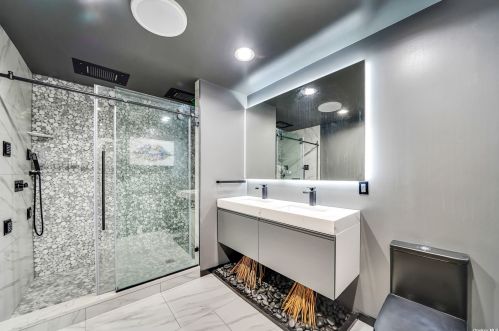 110 Schooner Ln, Copiague NY  11726-5311 exterior