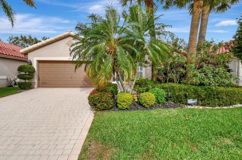 6595 Sherbrook Dr, Boynton Beach, FL 33437-6405