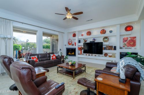 17008 Oasis Springs Way, Sun City, AZ 85387-7515