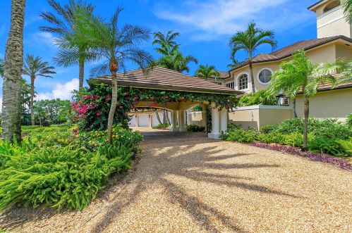 15563 Estancia Ln, West Palm Beach FL  33414-7439 exterior