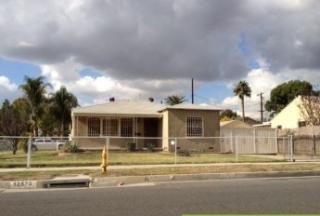 12525 Wright Rd, Lynwood, CA 90262-5528