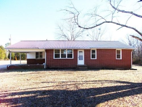 750 Rockport Rd, Camden, TN 38320-1962