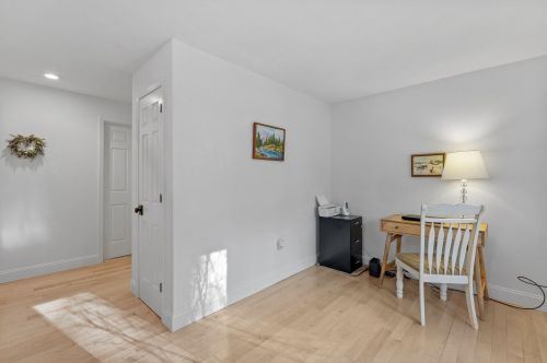 17 Atherton Ln, Amherst NH  03031-3064 exterior