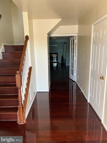 2511 James Maury Dr, Herndon, VA 20171-4476