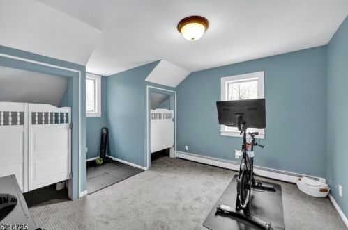 170 Rainbow Trl, Parsippany NJ  07834-3214 exterior