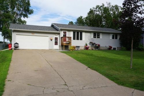 465 6th St, Plainview MN  55964-1051 exterior