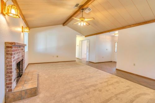 754 Meadowlark Ave, Los Banos CA  93635-3020 exterior