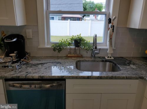 100 Echohill Ln, Willingboro NJ  08046-2206 exterior