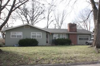 721 Midland Ave, Manhattan KS  66502-3646 exterior