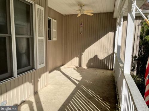 57 Valley Forge Dr, Slaughter Beach, DE 19963-2108