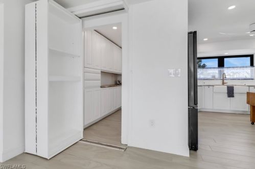 120 Albatross St, Fort Myers Beach FL  33931-4501 exterior