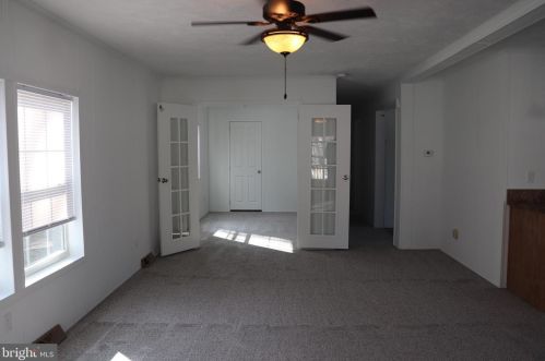 37627 Shady Cir, Selbyville DE  19975-4233 exterior