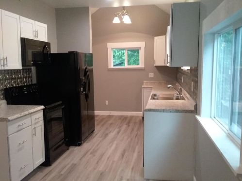 207 34th St, Covington, KY 41015-1147