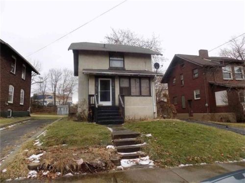 234 Shenango Blvd, Hermitage, PA 16121-1236