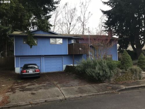 654 Julie Ct, Woodburn, OR 97071-5921