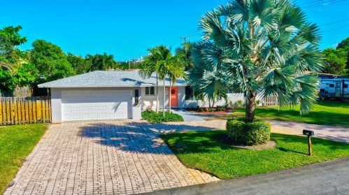 2602 8th St, Boynton Beach, FL 33435-7517