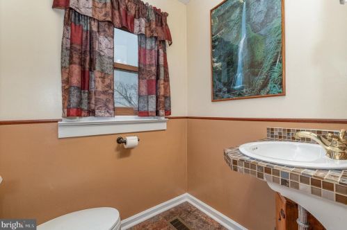 635 Stevens Rd, York Haven PA  17370-9570 exterior