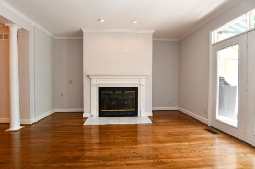 2124 Alpine Pl, Cincinnati, OH 45206-2603