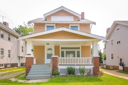 3709 137th St, Cleveland OH  44135-2902 exterior