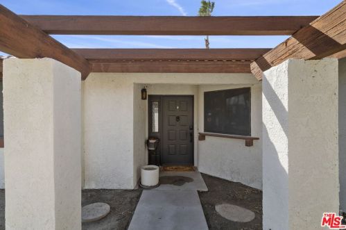 67425 Medano Rd, Cathedral City CA  92234-3442 exterior