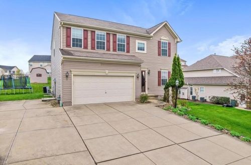4311 Grandview Dr, Gibsonia, PA 15044-5315