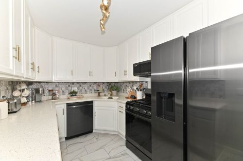 6635 125th Pl, Kenosha WI  53158-3660 exterior