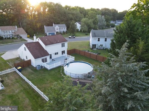 9 Heatherfield Way, Dover DE  19904-9752 exterior