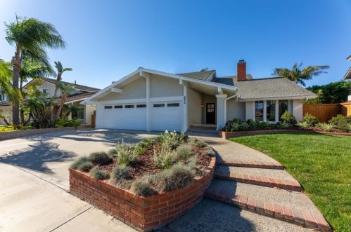 5812 Carbeck Dr, Huntington Beach CA  92648-1009 exterior