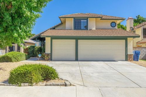 43258 33rd St, Lancaster, CA 93535-4975