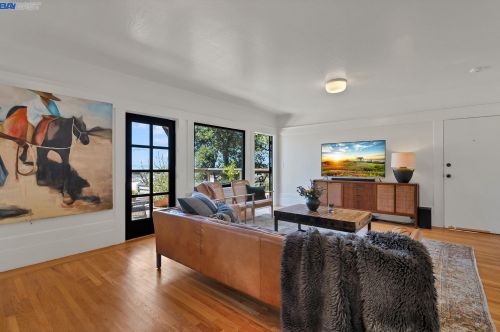 64 Panoramic Way, Berkeley CA 94704-2540 exterior