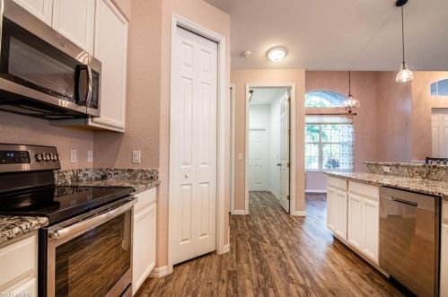 10290 Strike Ln, Bonita Springs FL  34135-6742 exterior