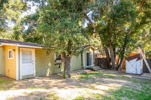 15226 Calle Los Hidalgos, Santa Clarita CA  91390-1035 exterior