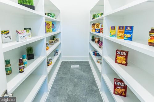 2219 Westmoreland St, Falls Church VA  22043-1701 exterior