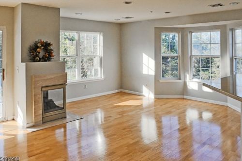 101 Sheffield Ct, Parsippany NJ  07834-3436 exterior