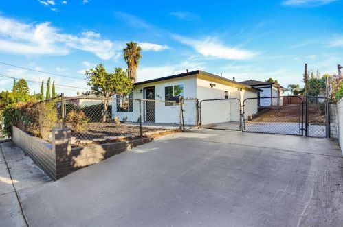 2412 20th St, National City CA  91950-6108 exterior