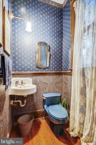 23 Logan Cir, Washington DC  20005-3761 exterior