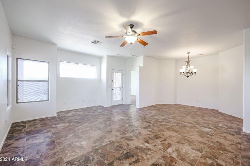 13745 Acapulco Ln, Sun City, AZ 85379-8303