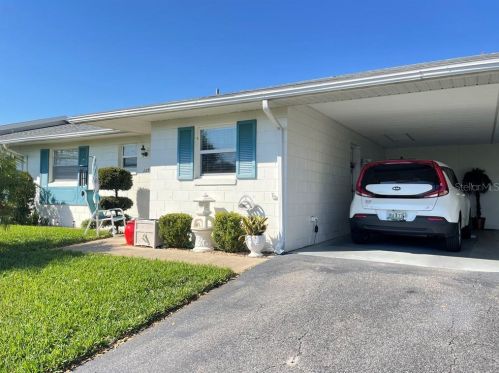 225 Oakleigh Dr, Deland, FL 32724-6980