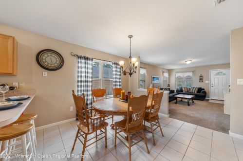 11 Vanard Dr, Bricktown NJ  08723-7426 exterior