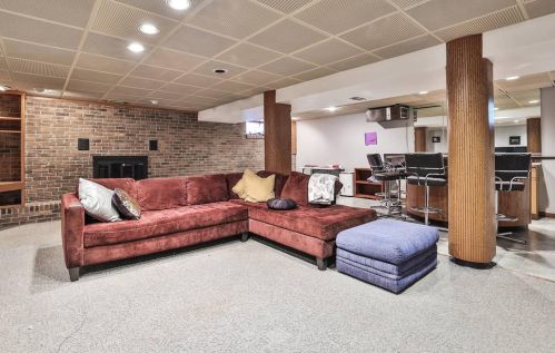 3024 Triplecrown Dr, North Bend OH  45052-9607 exterior