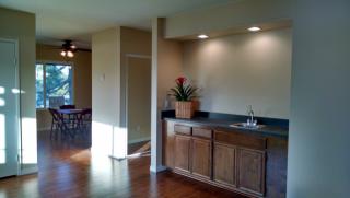 4285 Asher St, San Diego CA  92110-3660 exterior