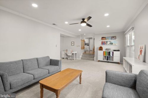 816 Anne St, Leesburg VA  20175-3426 exterior