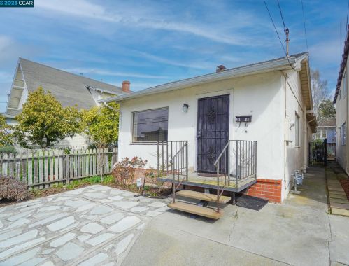 1121 Stannage Ave, Berkeley, CA 94706-2221
