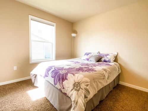 536 Falk Dr, Edgerton WI  53534-2159 exterior