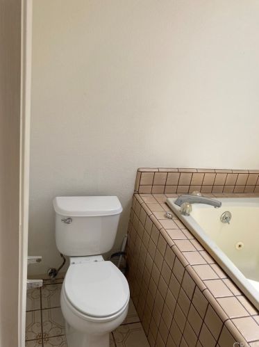 2770 Oak Shores Dr, Lake Nacimiento CA  93426-9609 exterior