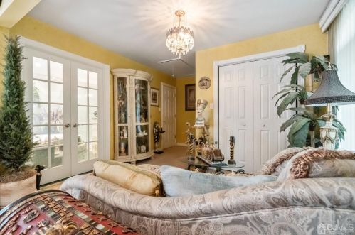 40 Wilson Ave, Morganville NJ  07751-9786 exterior