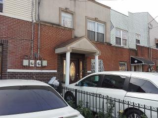 3586 Canal Ave, Brooklyn, NY 11224-1686