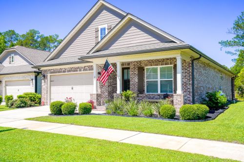 27 Oaktree Blvd, Freeport, FL 32439-3511