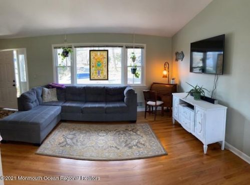 2154 Allenwood Rd, Belmar, NJ 07719-9601